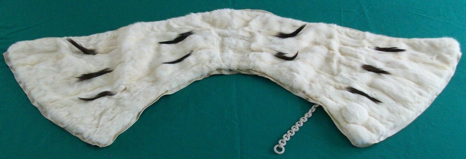 Vintage Ca 1940 Ermine Stole With Flared Shoulders Edward F. Kakas & Sons Boston