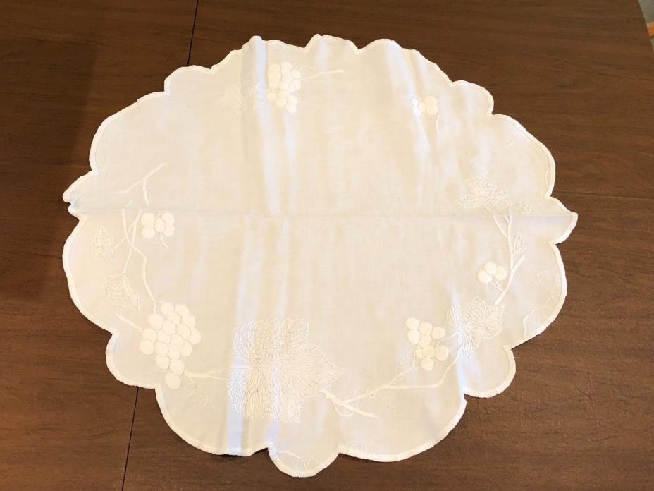 Antique Victorian Irish Whitework Linen Table Runner Centerpiece Tablecloth LIND