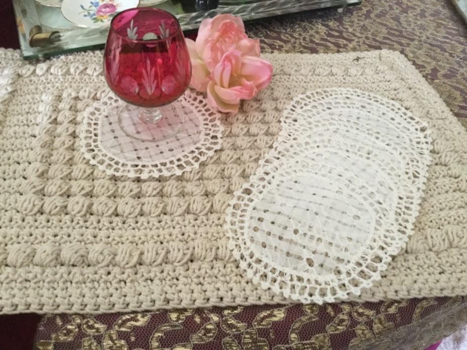 6 Vintage White Gathered Thread Fabric Doily / Coaster, w/Crochet Picot Edge
