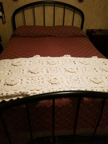 Queen Sized Crochet Rose Vanilla Coverlet