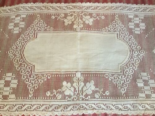 Antique vtg lace & linen table runner~dresser scarf w floral motif ivory color