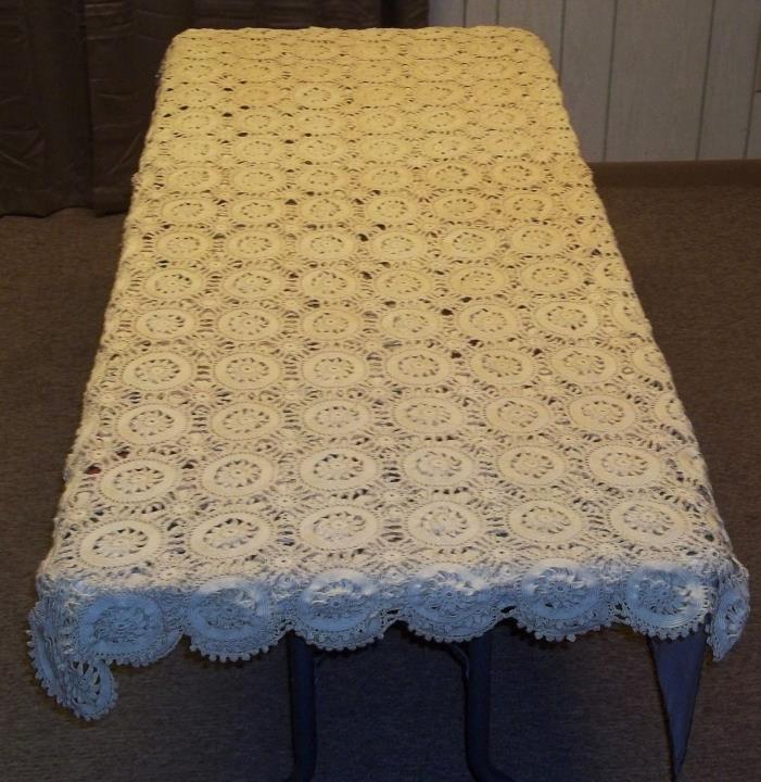 Large Vintage Crocheted Tablecloth Bedspread Cover Ecru Beige Table Cloth