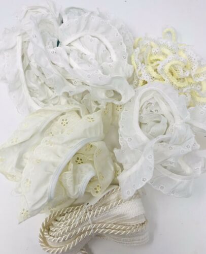 Lot of Vintage Lace/Eyelet /Trim 20 3/4 Yards