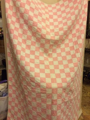 Vintage 1950s Little Girls Pink/wht Checkers Crib QUILT 43