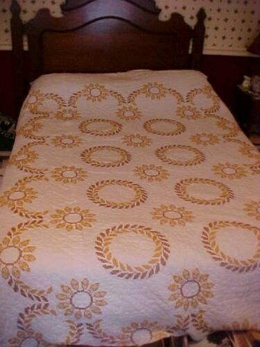 VINTAGE CROSS STITCH QUILT with a SUNFLOWER DESIGN CUTTER or CRAFT