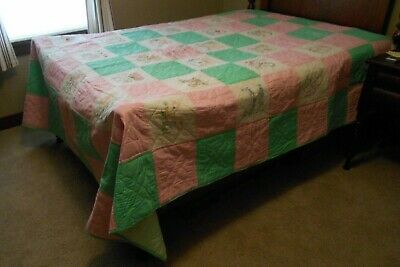 ANTIQUE VINTAGE PINK & GREEN QUILT W/  EMBROIDERED FLOWERS ( W/ PROVENANCE)