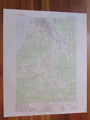 Manistee Michigan 1983 Original Vintage USGS Topo Map