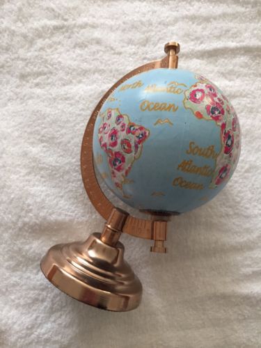 Globe Feminine threshold target spinning college rose gold floral decorative