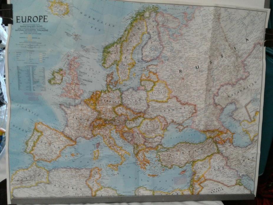 1992 EUROPE fold out wall map NATIONAL GEOGRAPHIC SOCIETY The New Europe info