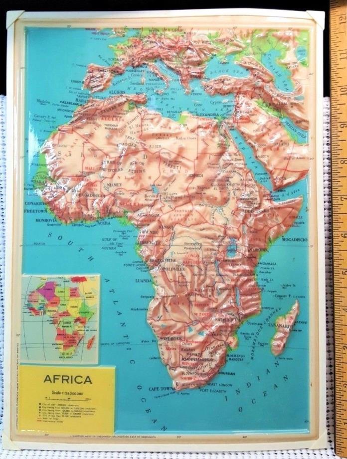 VINTAGE RARE 50'S - 60'S RICO FLORENCE RELIEF 3D MAP AFRICA - 8 3/4 X 12 FRAMED