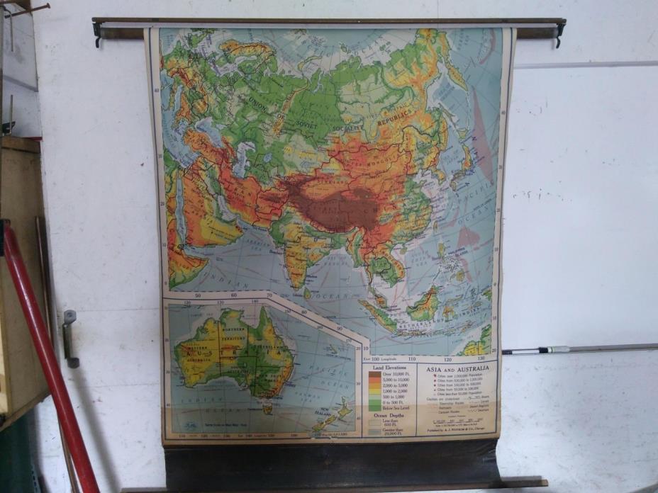 5 Vintage Wall Mount Pull Down Maps.  school maps  1946