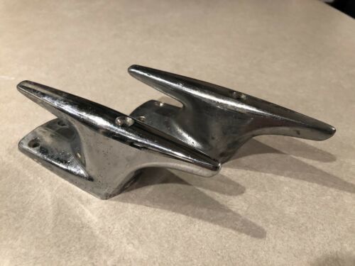 Pair of Vintage Boat Cleat / Tie off’s. Attwood Brass Works # 8005 . Nautical