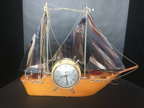 Vintage Master Crafters Sailing Ship Mantle Clock, the Flying Cloud Works