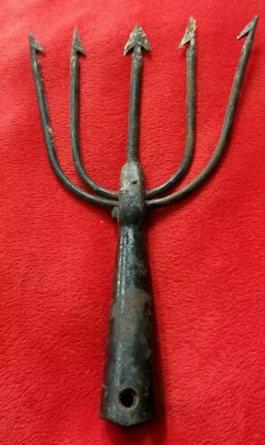 Antique Fish/Frog Gig Tool Spear Head Fishing Tool Fork - UNIQUE