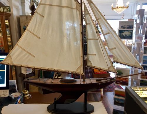 AUTHENTIC MODELS Ironsides Small Yacht Nautical Ship / Boat / Sailboat Model