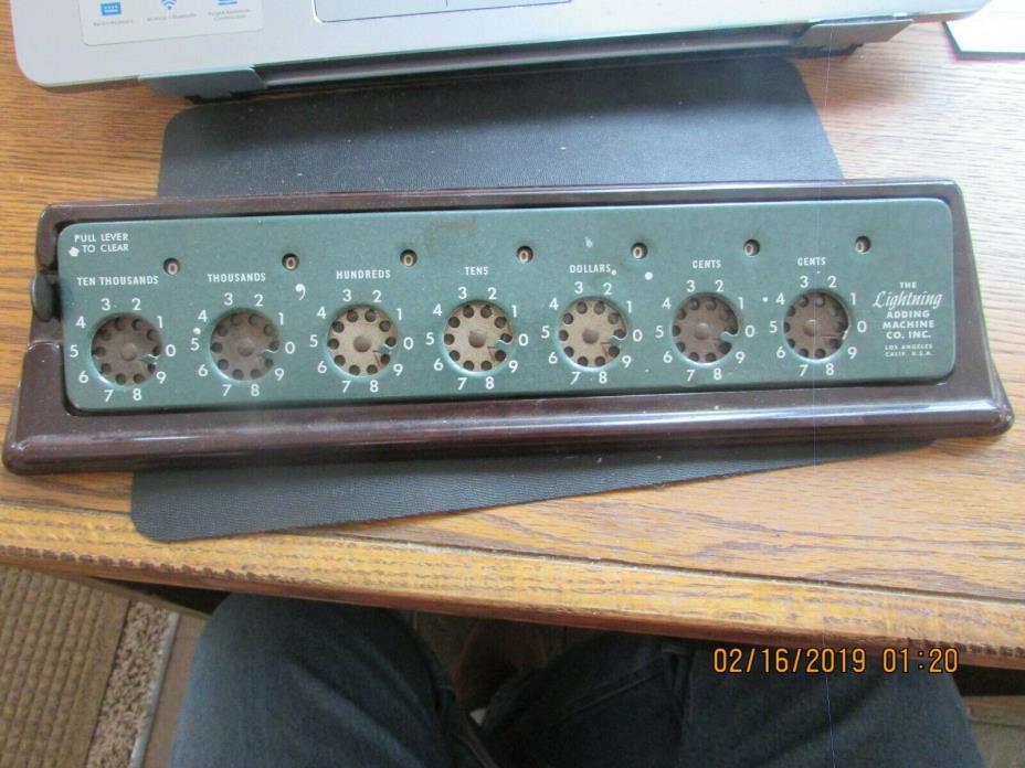 Vtg The LIGHTNING ADDING MACHINE Co.Inc. Addometer with Bakelite Stand,1950's