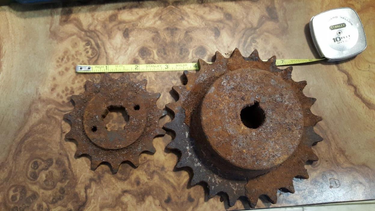 Lot Of 2 industrial steampunk cast iron gear sprocket lamp Part