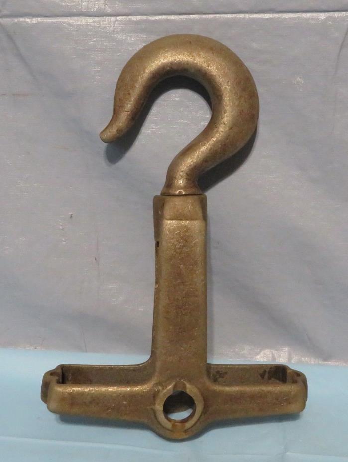 Vintage Industrial Machine Age Swivel Chain Fall Hook Steampunk Art Lamp Part