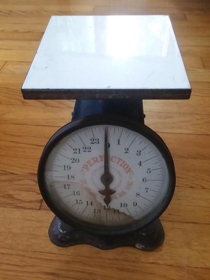 Antique Vintage Scale, 1906, The original slanting dial scale, Perfection