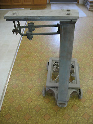 ANTIQUE VINTAGE FAIRBANKS No. 11 1/2  PLATFORM SCALE