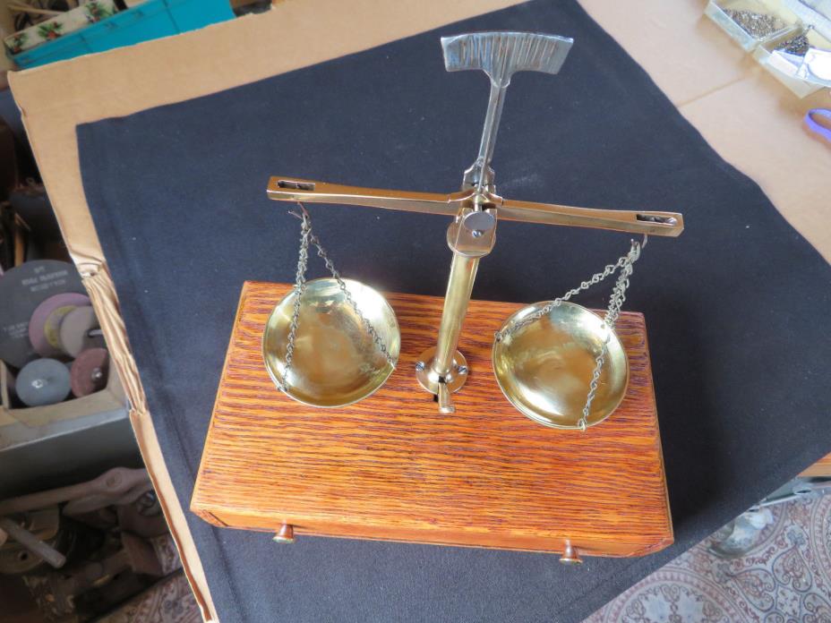 1900's Old Antique Gold Smith Jewelry Weight Balance Brass Scale with Wooden Box