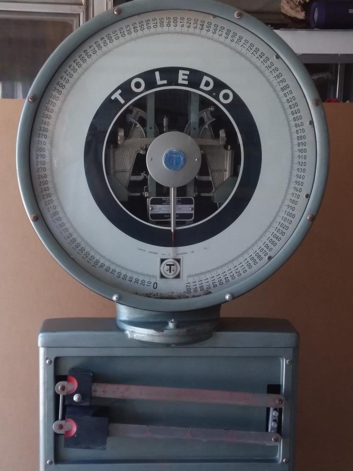 Toledo Scale  1800lbs total gross weight (can deliver within 250 miles for fee)