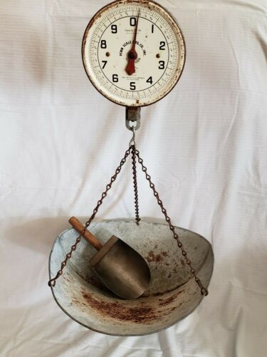 VINTAGE ANTIQUE BLUE PENN SCALE CO HANGING PRODUCE SCALE WITH SCOOP