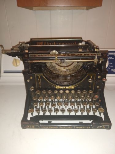 Antique Underwood Standard Typewriter No. 5 - 494410