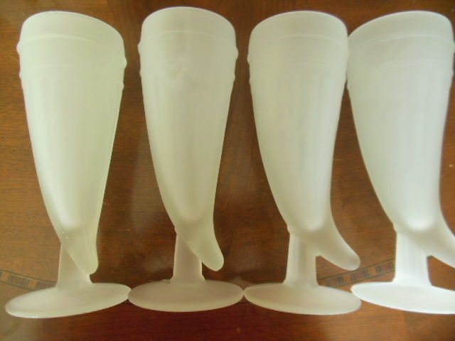 4 Vintage White Frosted Cow Horn Shaped Drinking Glasses