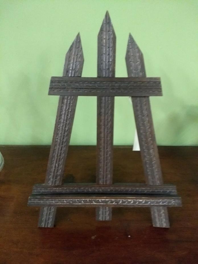 Vintage English Arts and Crafts Picture Stand