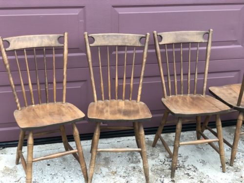 Awsome colonial Vintage S. Bent and Brothers ASH dining chairs, set of 4
