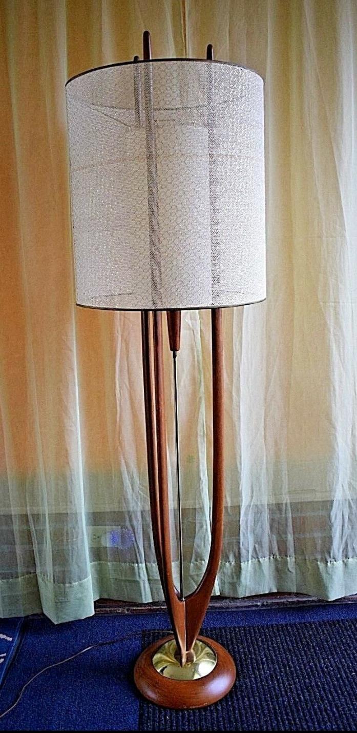 Vintage Pearsall Modeline Danish Teak Wood Floor Lamp 62