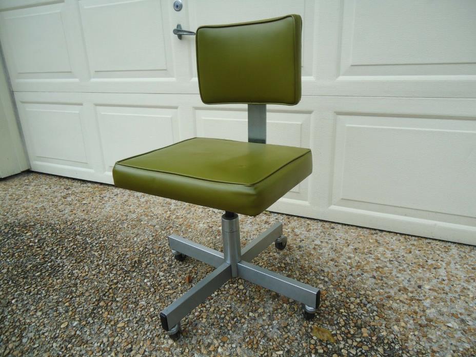 100% vintage original All - Steel ind. Mid century modern chair swivel adj