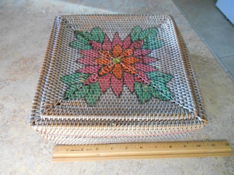 ANTIQUE-VICTORIAN  FLOWER PIONTSETTA  PATTERN WOVEN BOX  WITH LID