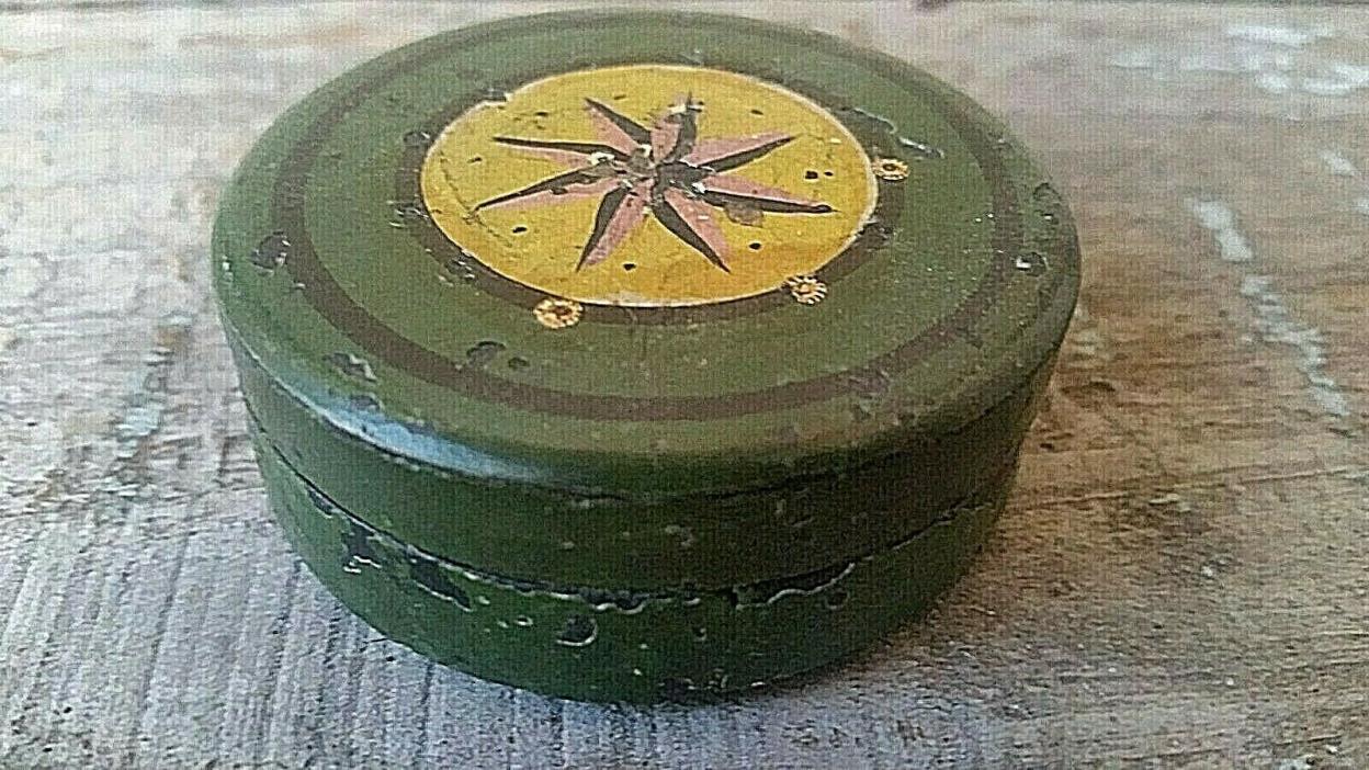 TRINKET BOX miniature NAUTICAL SAILOR compass OLD early GREEN PAINT antique SHIP