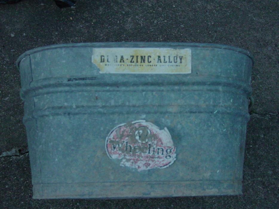 gavanize vintage washtub  (pickup only)