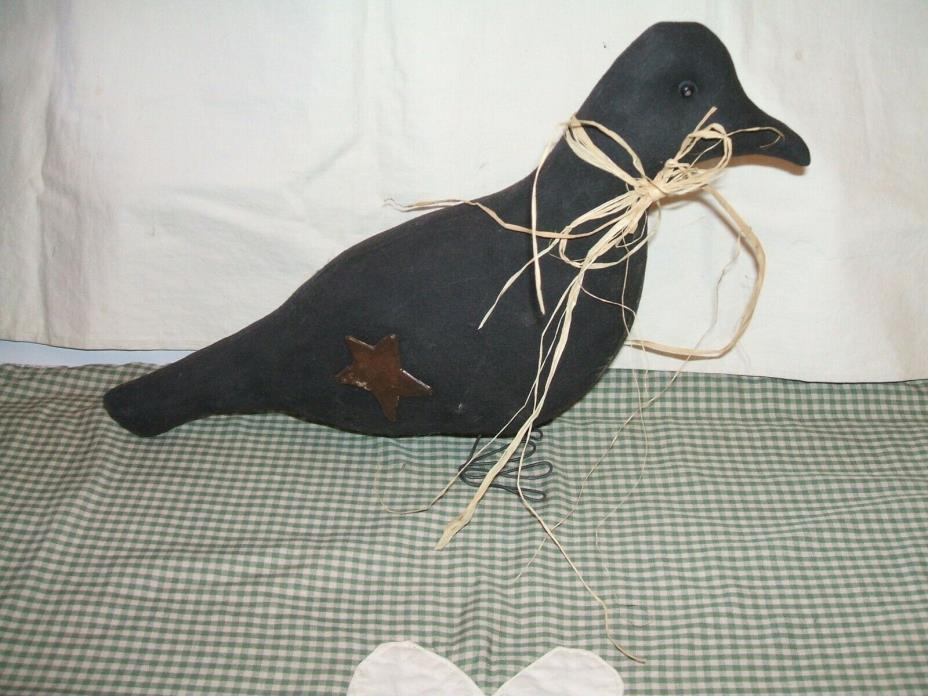 PRIMITIVE STYLE CROW* WITH STAR*RAFFIA****