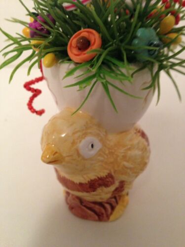 Easter VTG Button Bouquet/Chick Egg Cup-Country Prim Farmhouse Spring Home Decor