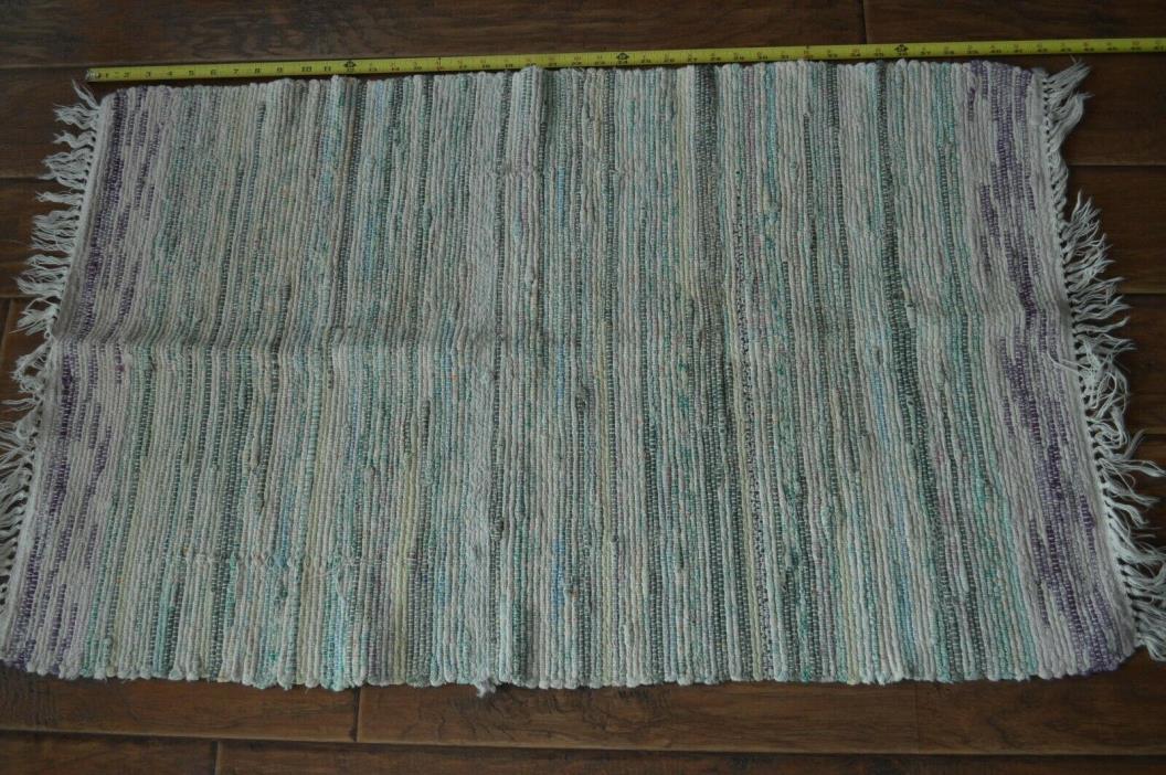 VINTAGE PASTEL COLORED WOVEN RUG,26 X 43,EXCELLENT CONDITION