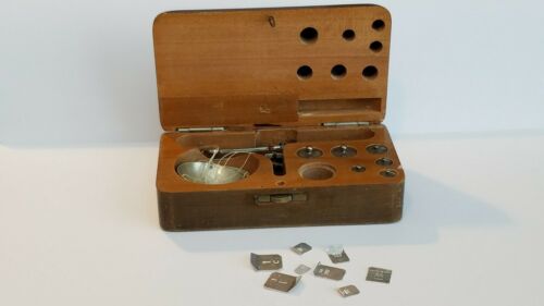 Antique Hand Held Jeweler  Balance Scale with ALL THE Diamond ct. & gm weights