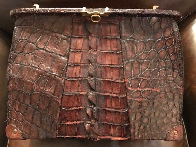 Genuine Alligator & Brass Antique Doctor Bag Excellent Display
