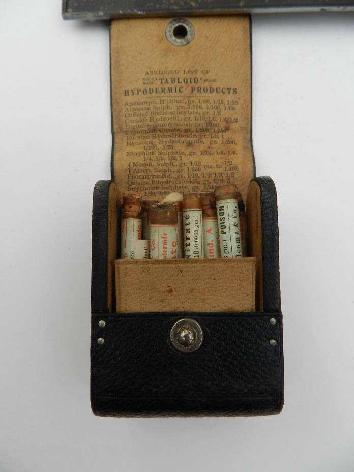 Rare find!  Antique Doctors Kit Burrough Wellcome Hypodermic Products