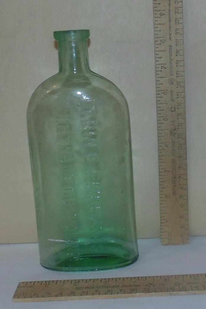 LYDIA E PINKHAM'S VEGETABLE COMPOUND - EMPTY BOTTLE - Light GREEN TINTED GLASS