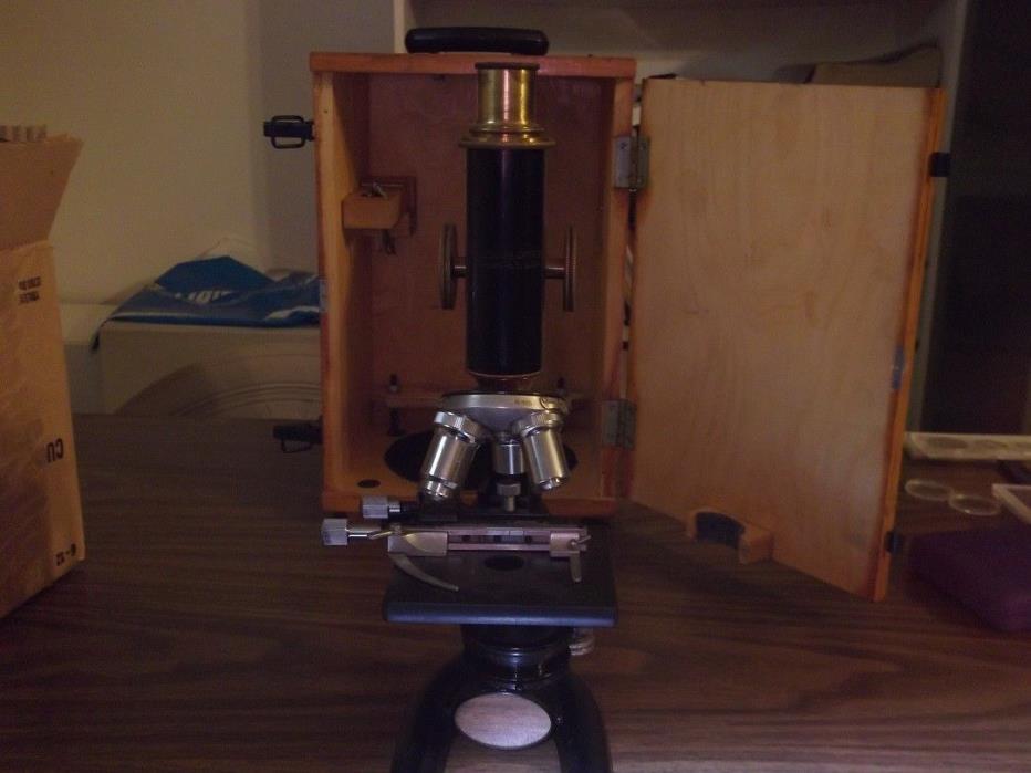 ANTIQUE BAUSCH AND LOMB MICROSCOPE NUMBER 148075