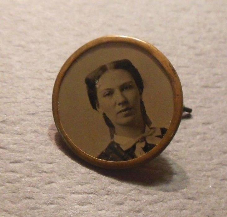 Original Antique Ferrotype Tintype Button Young Lady Gold Border Frame 7/8