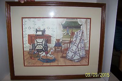 Wilma B Vincent Sewing / Singer Treadle 1987  1453-1500 Sewing Machine Quilts