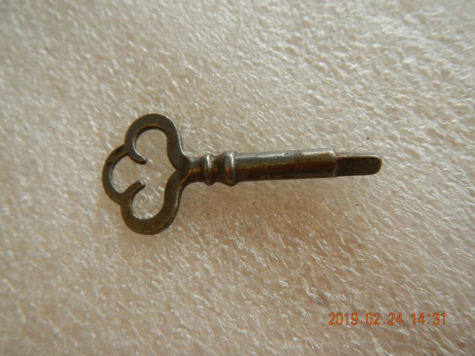 Vintage Antique Treadle Sewing Machine Drawer Triangle Tip Key