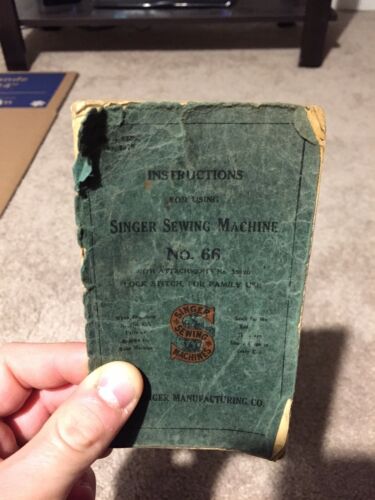 Singer Sewing Machine No 66 Pedal with Oscillating Hook Manual