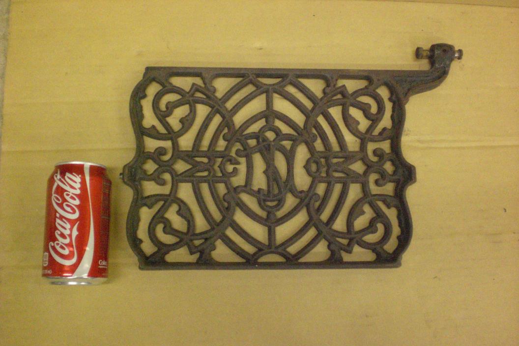 Antique DOMESTIC Treadle Sewing Machine Cast Iron Foot Pedal Vintage Steampunk