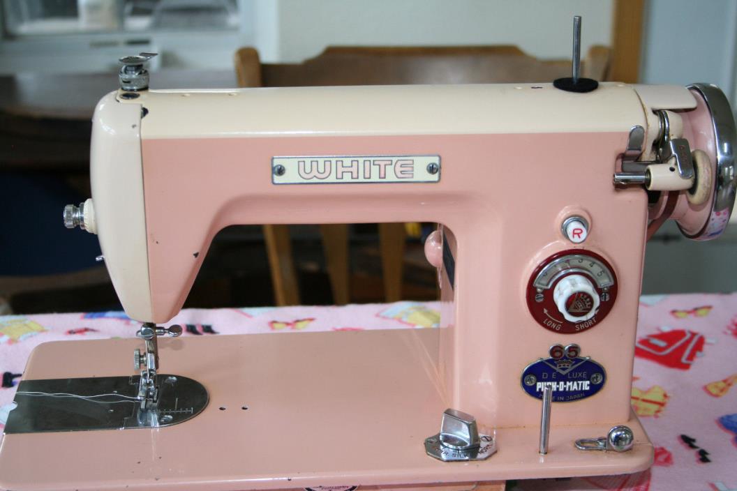 Vintage Straight Stitch Pink Sewing Machine with Foot Pedal Sews